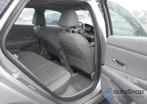 2025 Hyundai Elantra Sel Convenience z USA, uszkodzony, nr VIN KMHLS4DG9SU856457